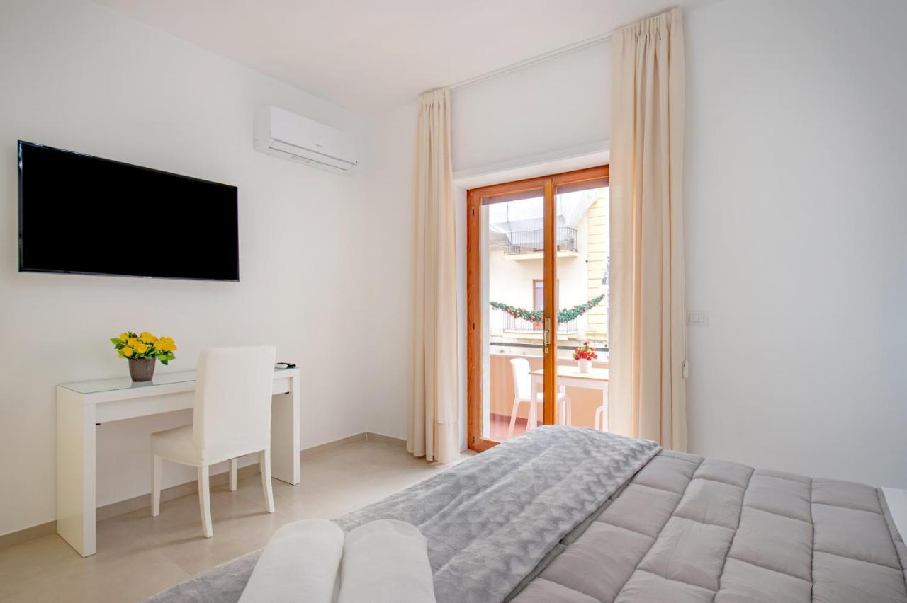 סורנטו Lauro Charme B&B Di Rosanova Rosa מראה חיצוני תמונה