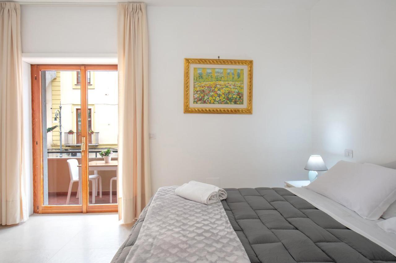 סורנטו Lauro Charme B&B Di Rosanova Rosa מראה חיצוני תמונה