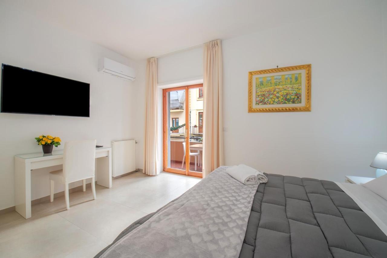 סורנטו Lauro Charme B&B Di Rosanova Rosa מראה חיצוני תמונה